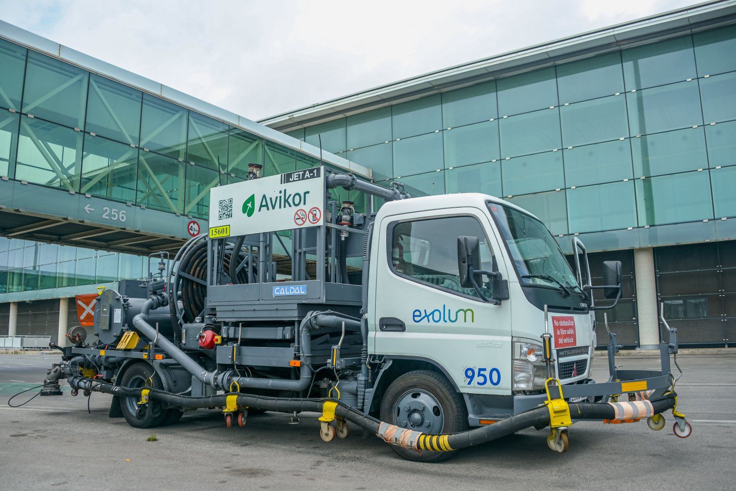 Exolum to invest over €50 million to upgrade aviation fuel infrastructure at Barcelona Airport