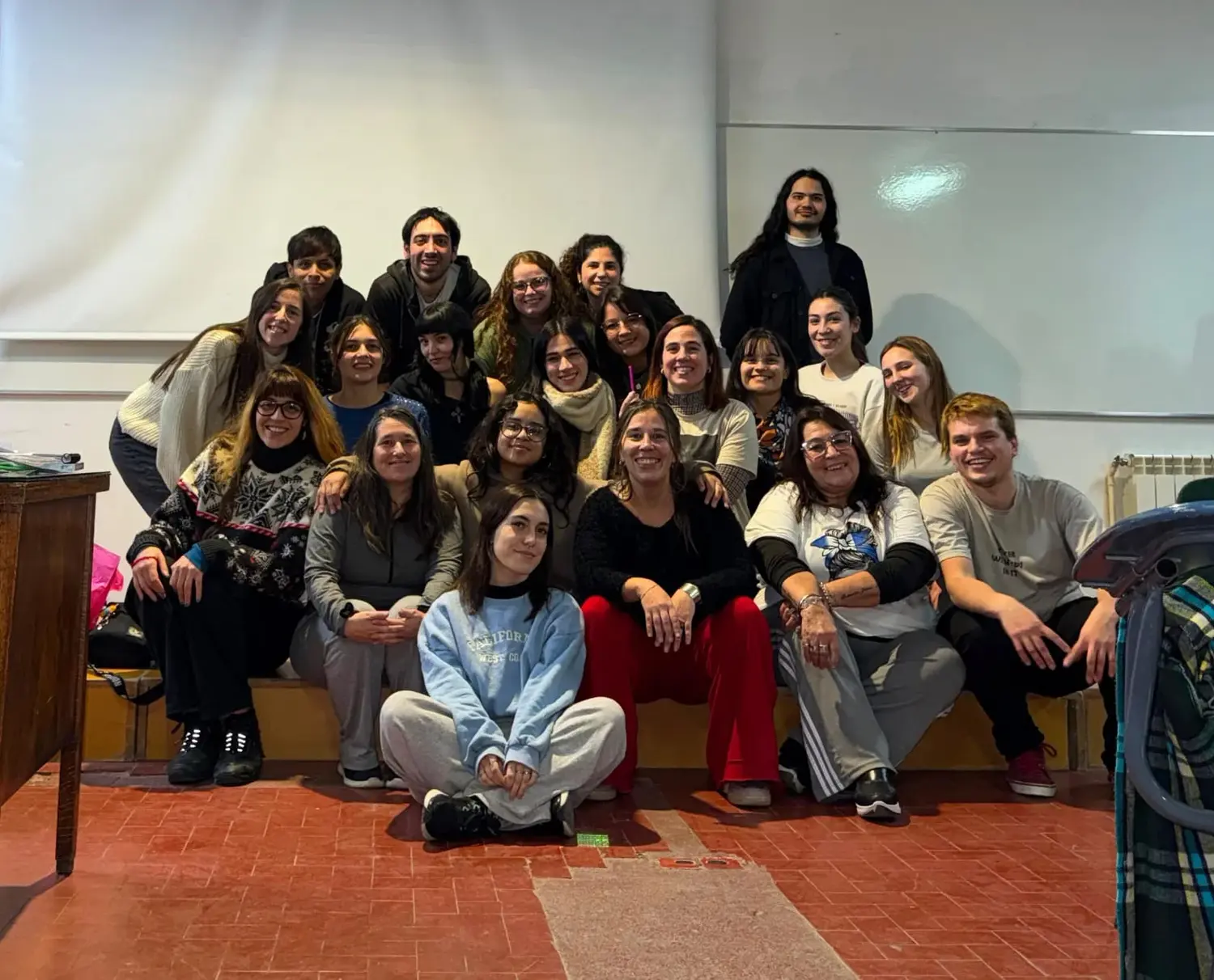 Como parte del trabajo académico que llevan a cabo cada año, el contingente de alumnos de la cátedra lleva a cabo practicas articuladas con los distintos profes de las distintas materias
