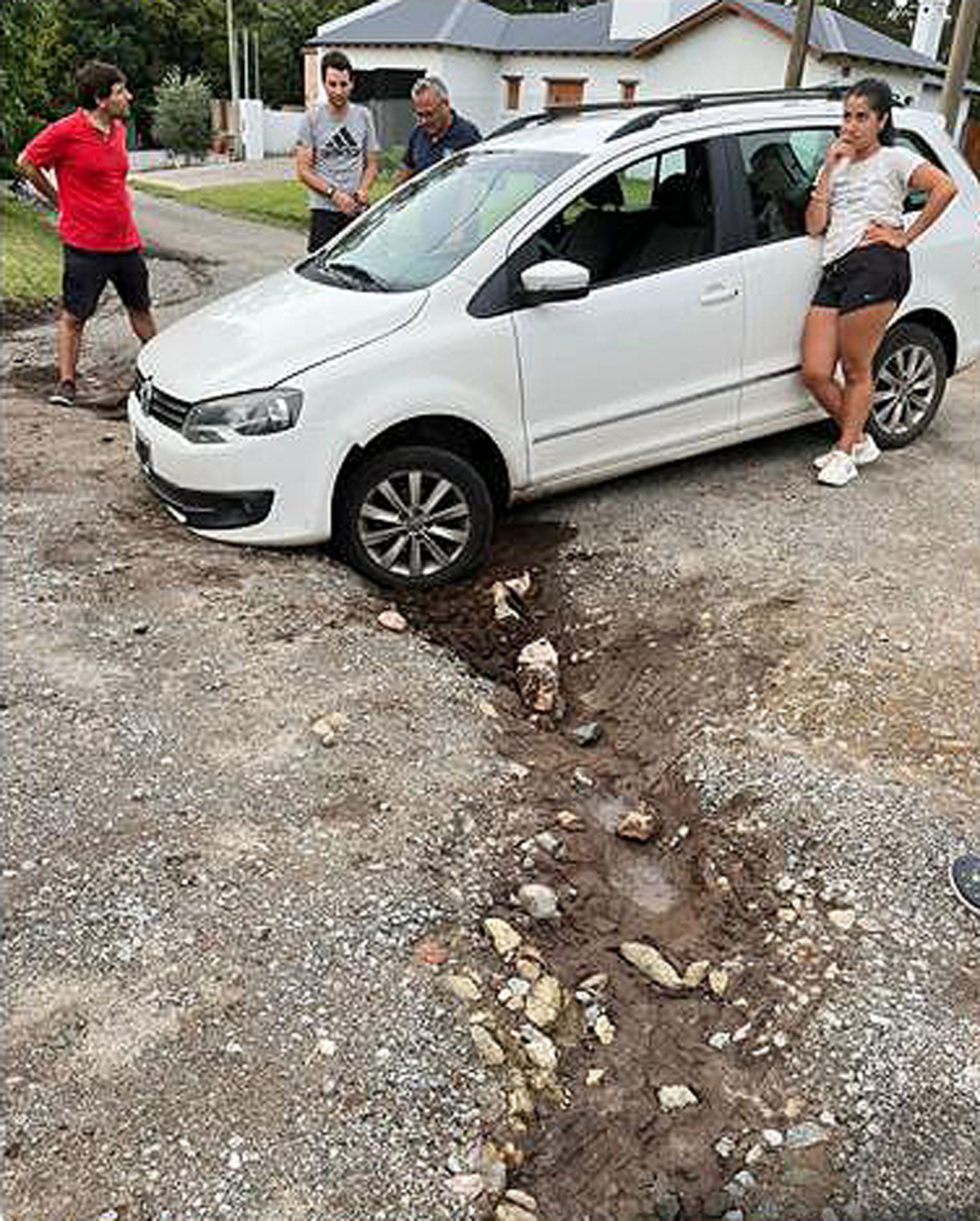 Uno de los automovilistas que resultó víctima de la calle Fidanza.