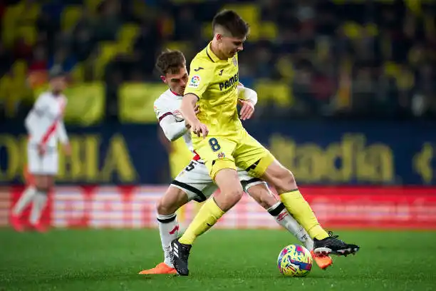 Juan Foyth jugó en la derrota de Villarreal.
