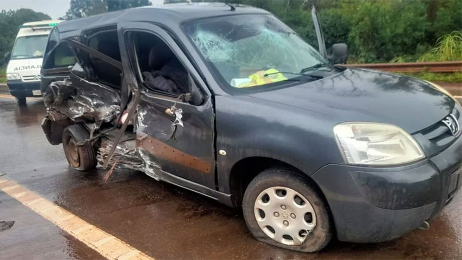 Una maestra murió en un choque sobre la ruta nacional 14