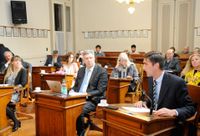 Con críticas al jefe de Gabinete, la oposición  apoyó los ZEIU de la exMetan y Metalúrgica