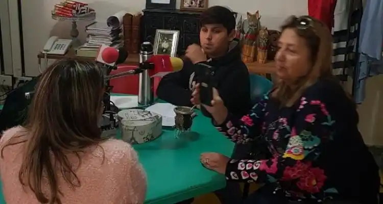 #PreguntaleA: Cecilia Vázquez respondió Sin Galera a todas las preguntas de Arana