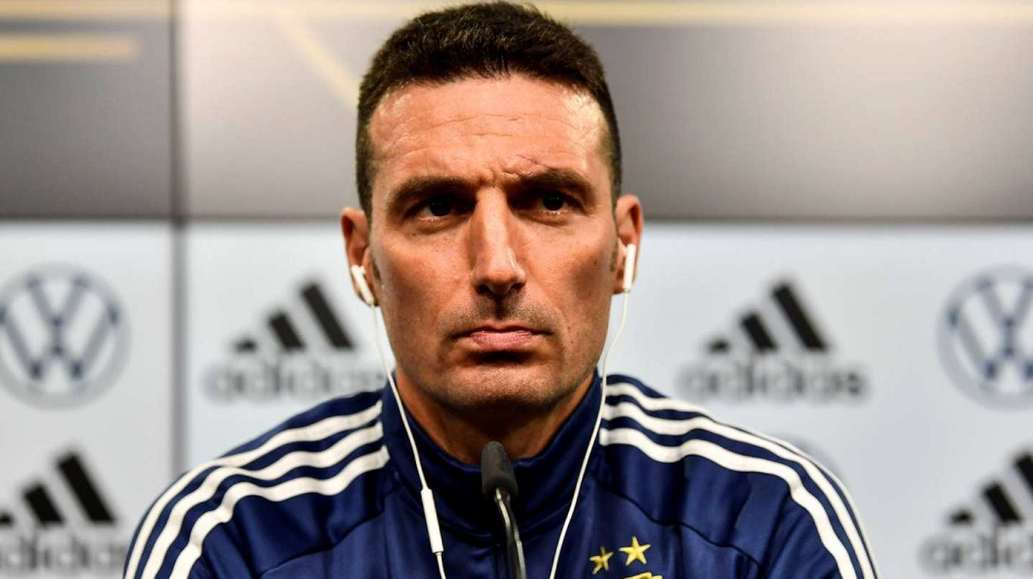 Lionel Scaloni no confirmó el equipo de la Selección para jugar ante Colombia