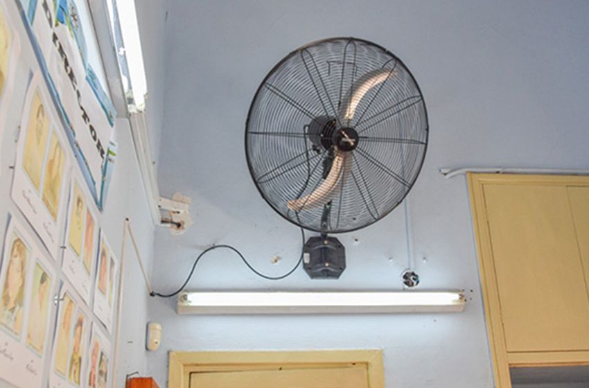 Por las altas temperaturas, aseguran que "hoy asistió un 60% de la totalidad de los alumnos"