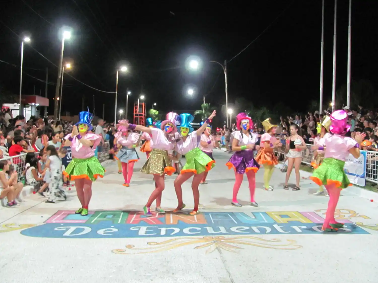 La agrupación Mascarada Embrujo.