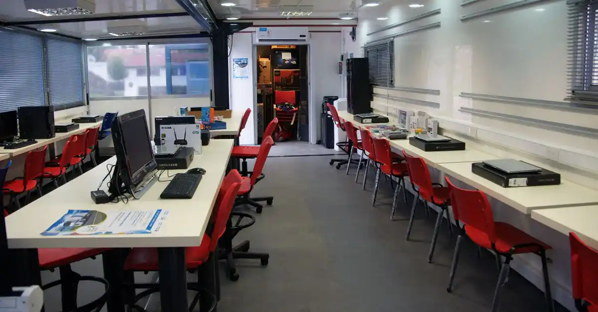 Brindaron detalles sobre los cursos de las Aulas Talleres Móviles