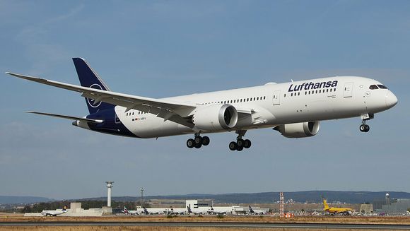 Lufthansa sets Newark as its Boeing 787’s first international destination