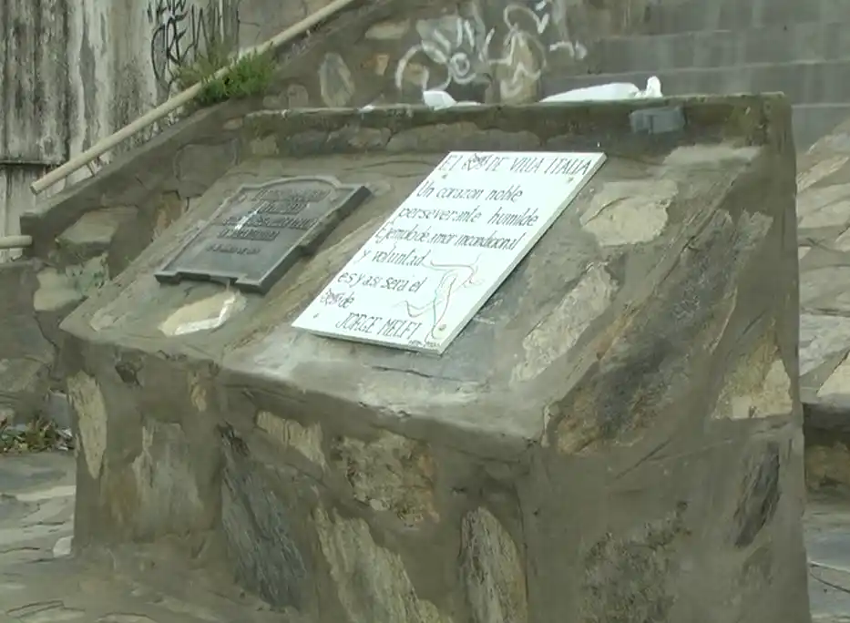 Vecinos de Villa Italia homenajearon a Jorgito Melfi