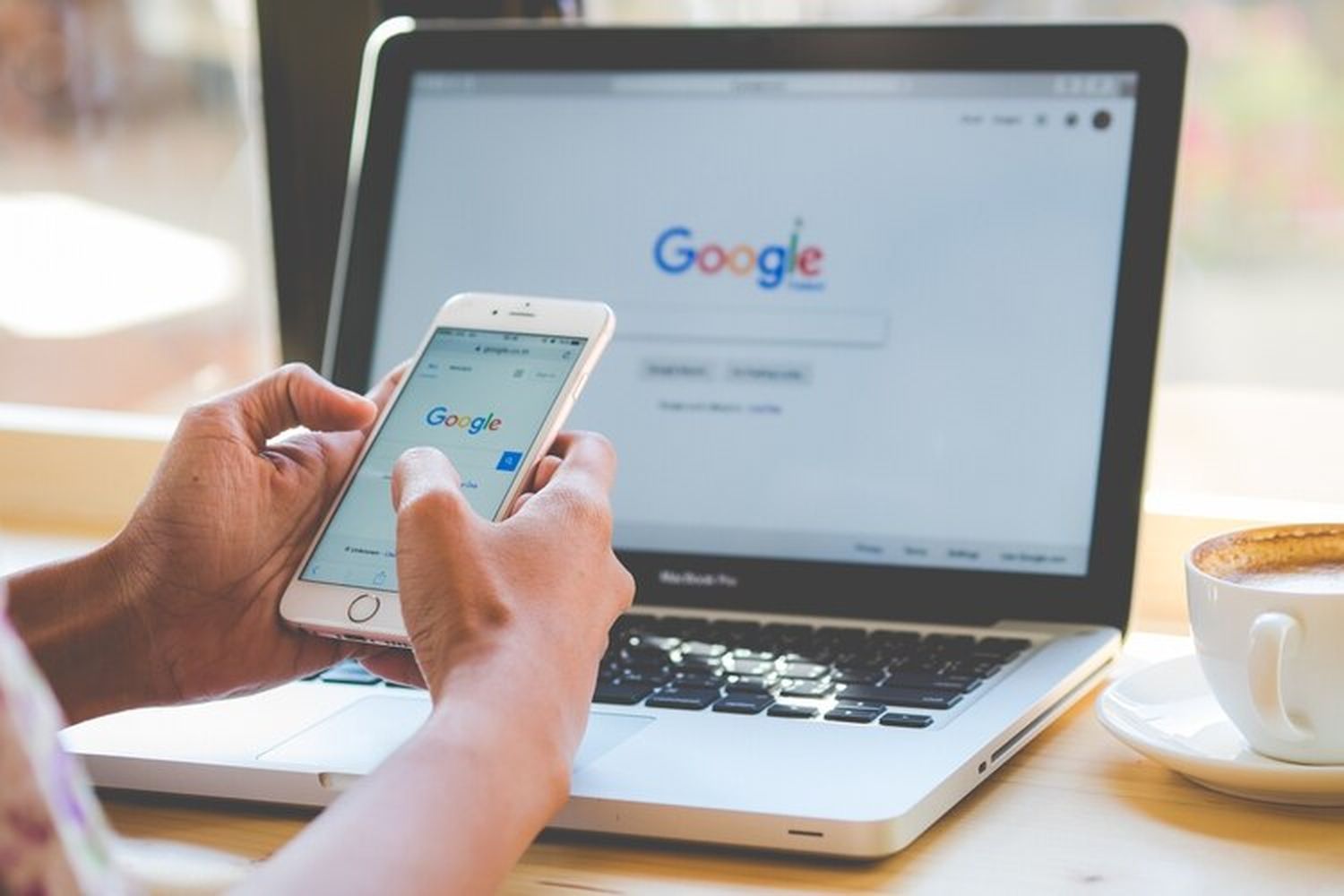 Momento Buenas y Santas, episodio 11: Las personas que se autodiagnostican por Google