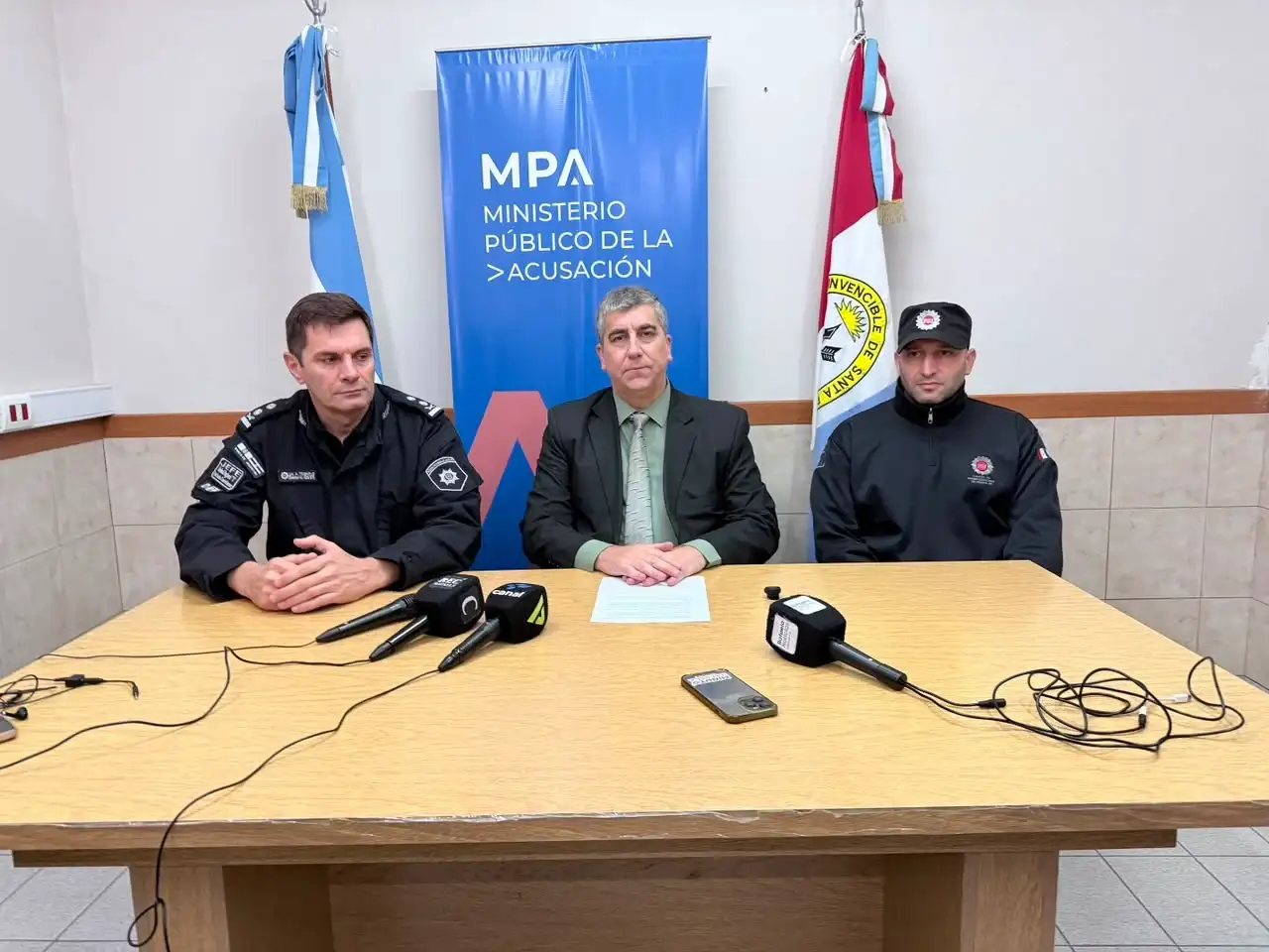 Javier Fernando Cecotti pdi, tognolo jefe de la urv de policia y fiscal dr carlos vottero - 1