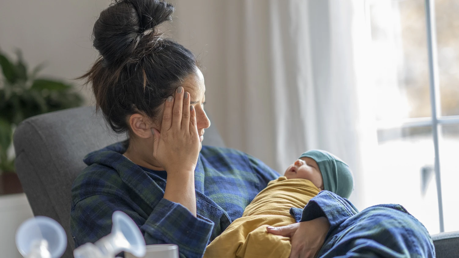 Después de dar a luz, la identidad de la mujer cambia.