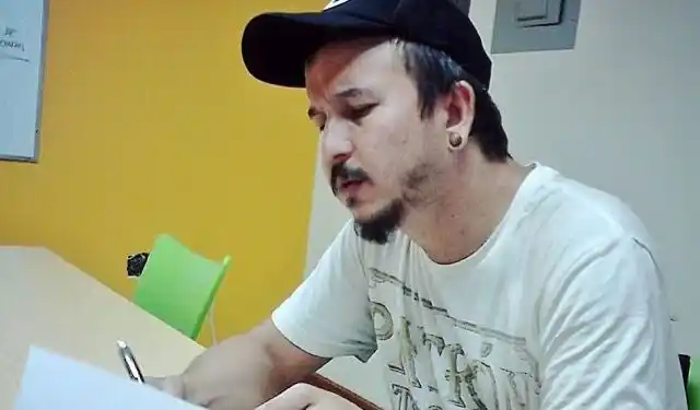 Exbaterista de Tomates Fritos rechaza orden de aprehensión en su contra por acusación de abuso