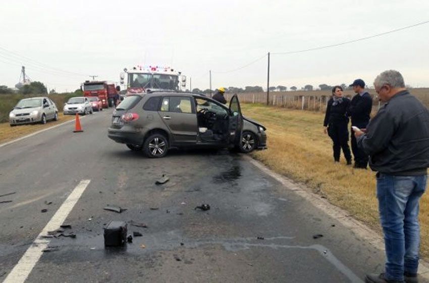Le gritó: «Acá nos vamos a matar los dos» y estrelló su auto contra un camión
