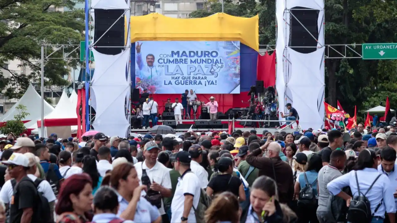Realizaron marcha por la Paz en Caracas: oficialistas rechazan «el nazismo y fascismo como política»
