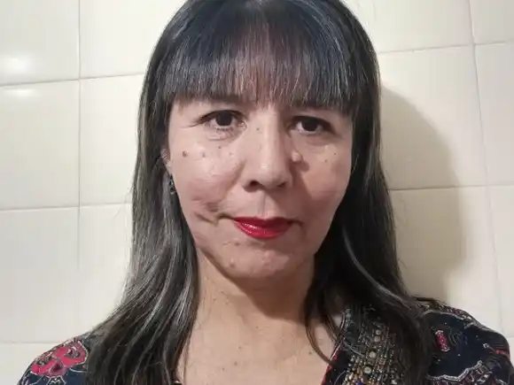 A los 56 años, busca a su familia biológica en Concordia