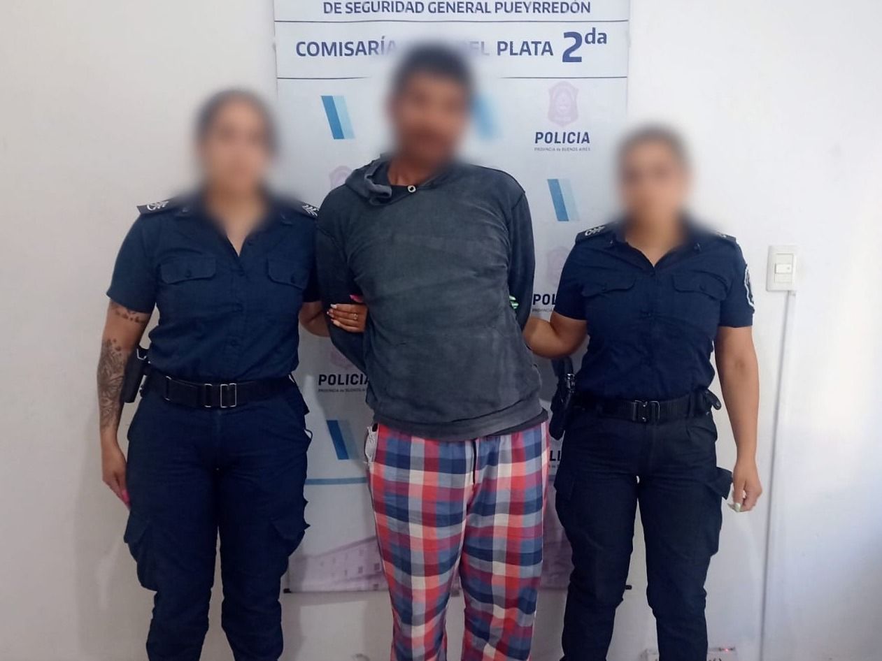 El hombre intentó robar en una lotería simulando tener un arma de fuego.