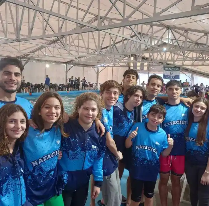 Natación: Excelente participación del equipo de Náutico en San Fernando