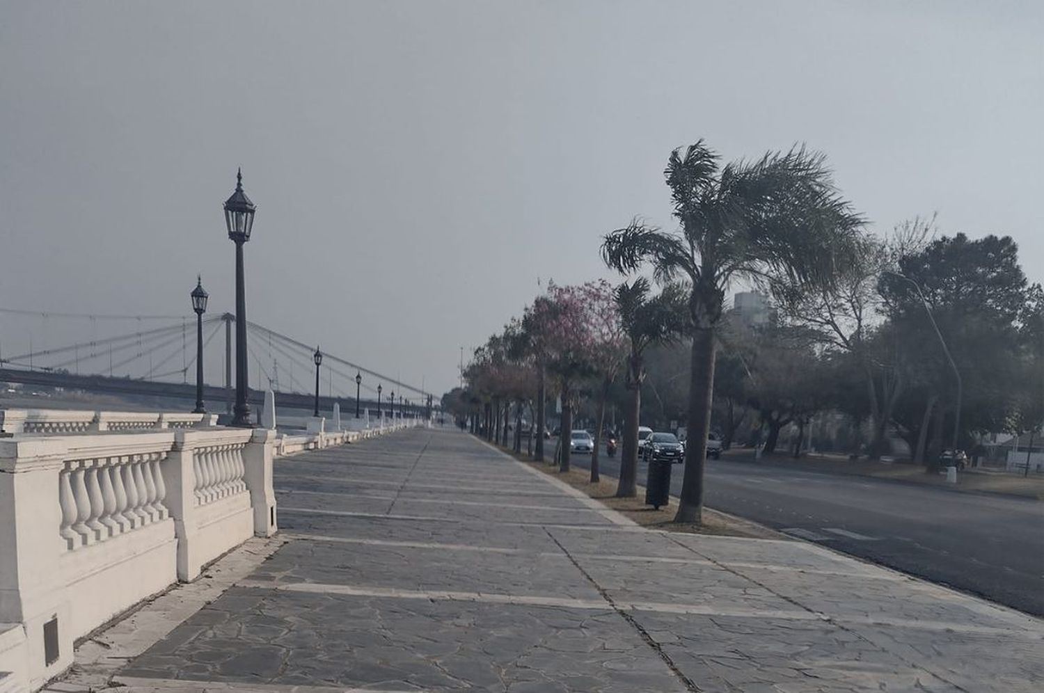 El tiempo en Santa Fe: viernes ventoso y con humo nuevamente sobre la ciudad