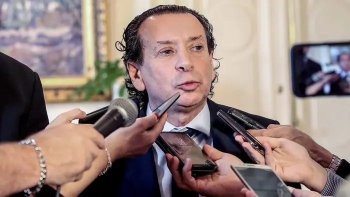 «El gobierno pasó lo peor sin cambiar de plan económico», dijo Sica en Madrid