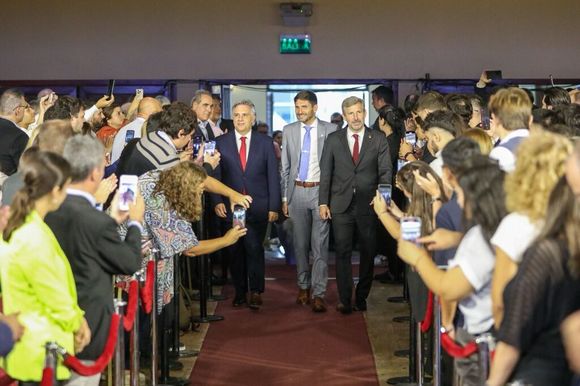 Fuerte pronunciamiento de Pullaro, Llaryora y Frigerio por obras públicas, el federalismo y las retenciones