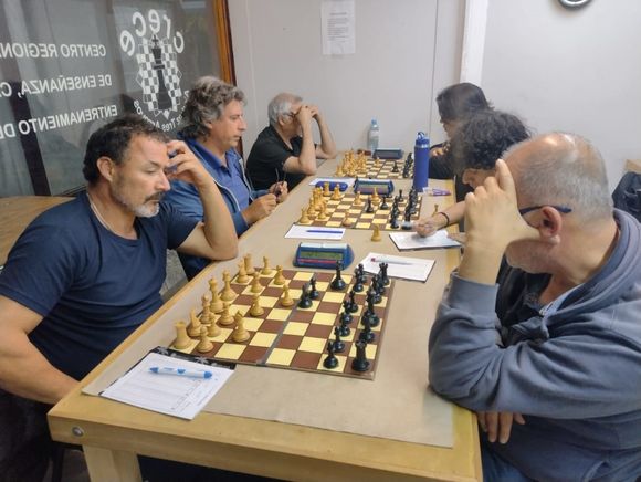 Ajedrez: Restuccia va por su noveno título