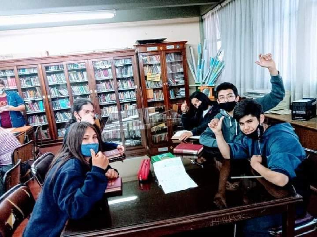 Un ensayo de estudiantes del Colegio San Martín fue el mejor de Córdoba en un concurso