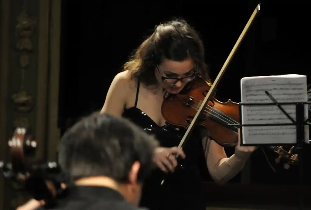 Sonidos del mundo en Santa Fe Sostenido