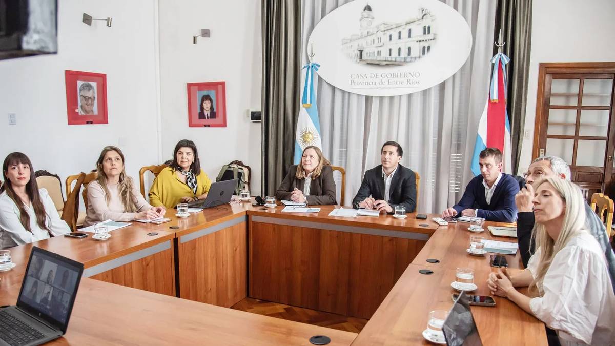 La Mesa Interinstitucional avanza en el análisis técnico y en nuevos acuerdos para mejorar la alimentación escolar