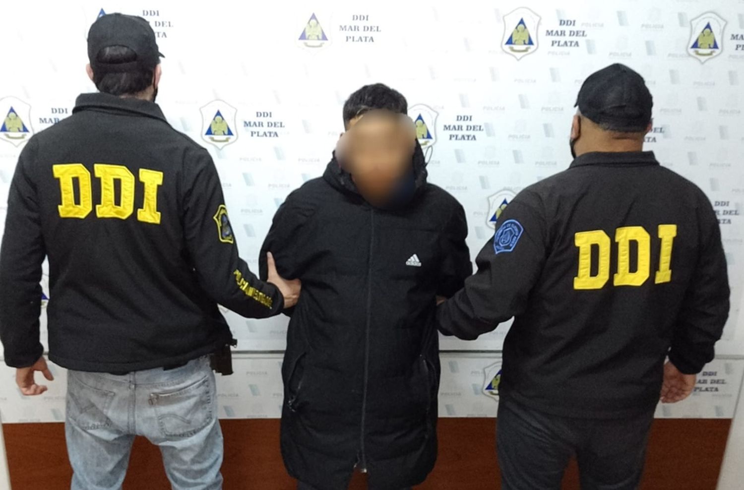 Atraparon a un prófugo en un hotel alojamiento