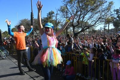 Día del Niño con juegos, sorteos y transporte gratuito en Plaza Vélez Sarsfield
