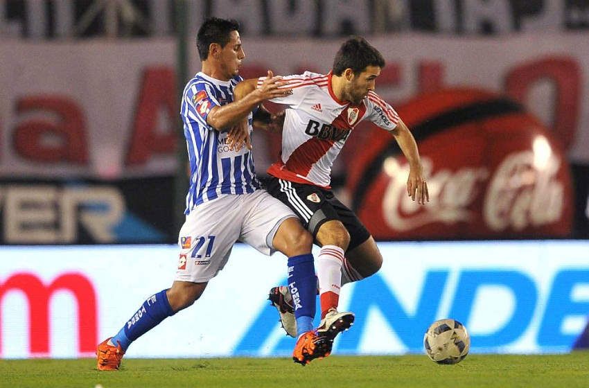 River reaccionó, pero sólo rescató un punto ante el Tomba