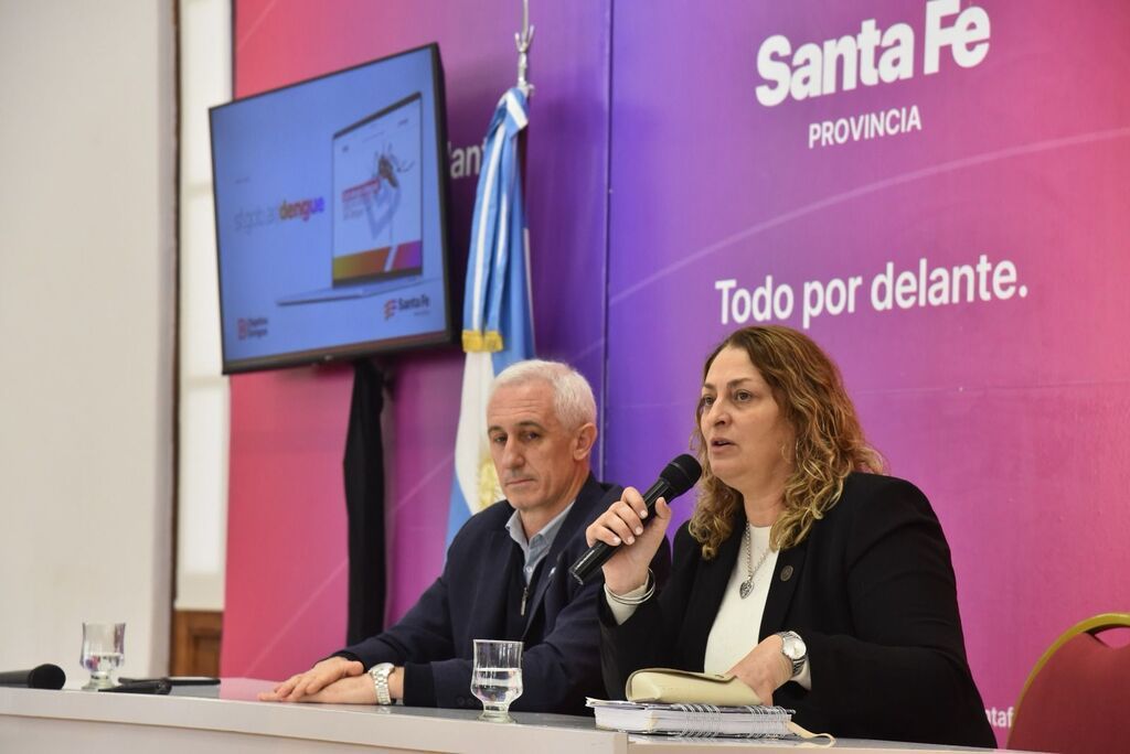 La ministra de Salud de la Provincia, Silvia Ciancio y el secretario de Cooperación provincial, Cristian Cunha