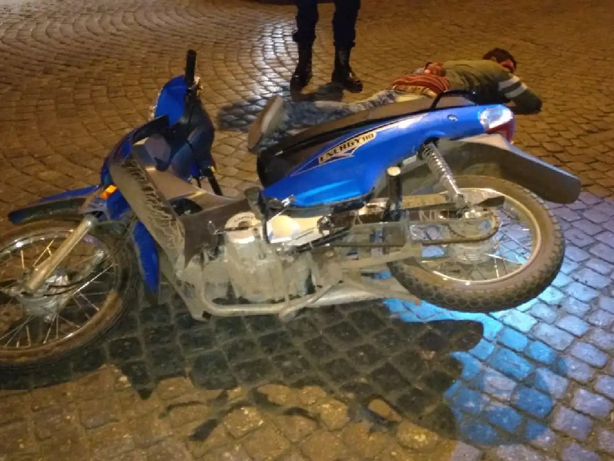 Trató de evitar control de alcoholemia y resultó herido