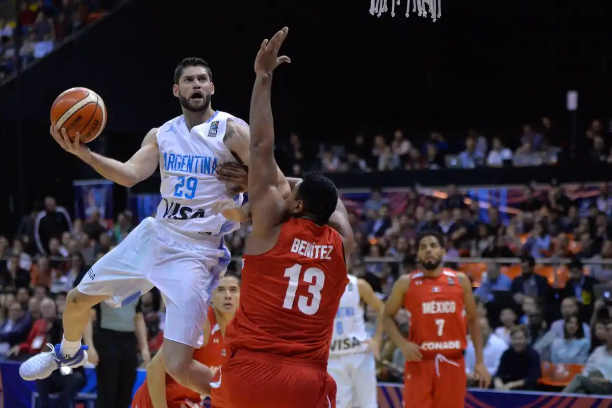 Argentina apabulló a México y jugará la final