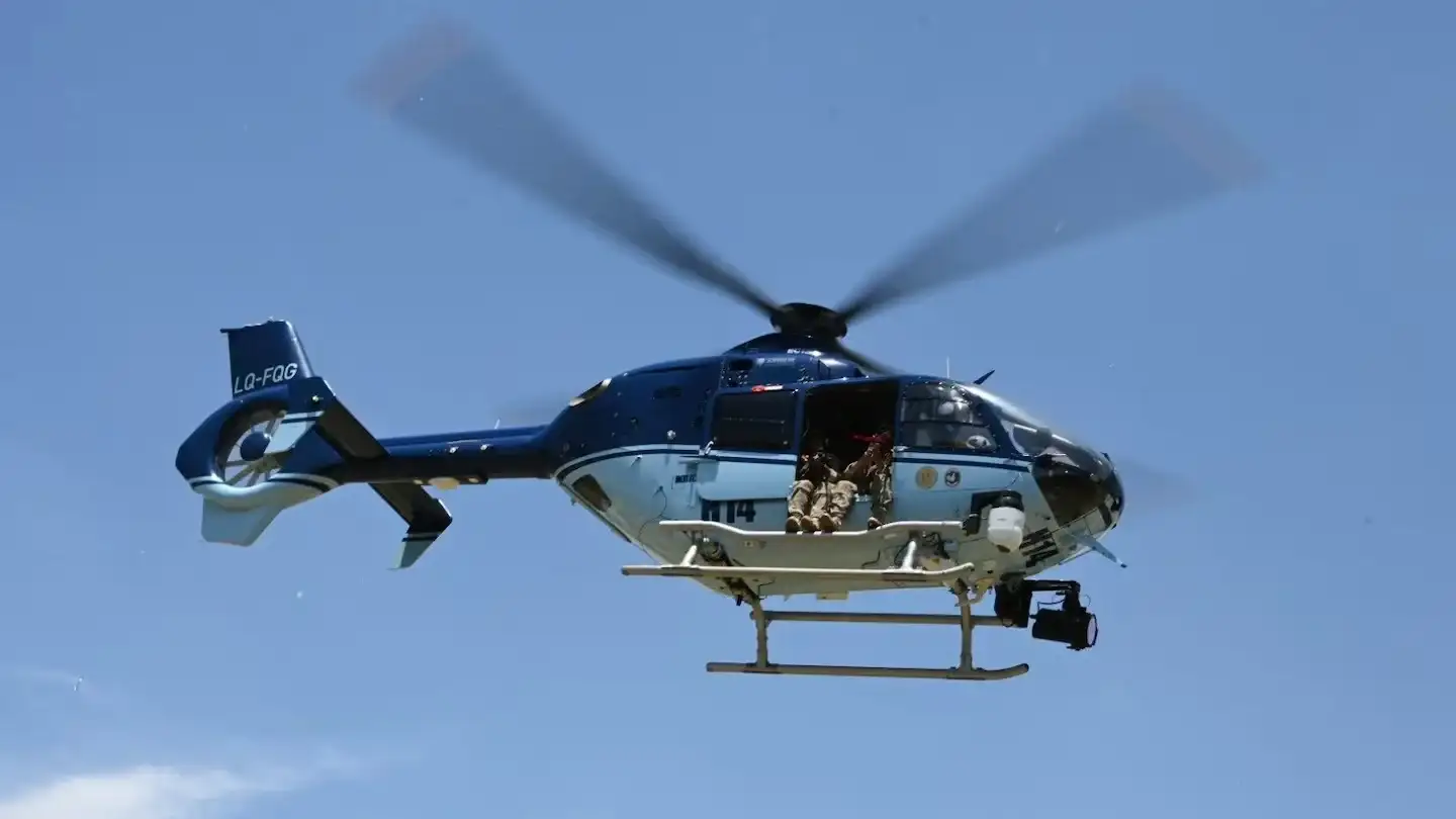 Conmoción en el país: se estrelló un helicóptero que iba a combatir un incendio forestal y murieron siete personas