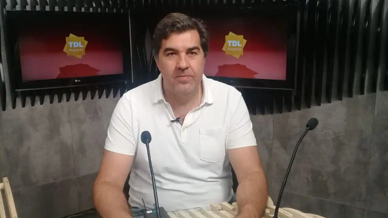 Agustin Usandizaga en el desayuno de Tandil Despierta