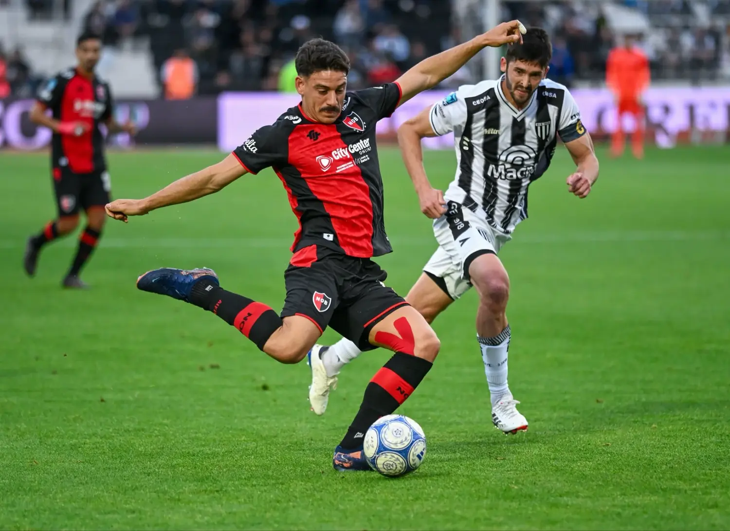 Newell’s: el VAR le quitó un gol, pero el fútbol sigue en deuda