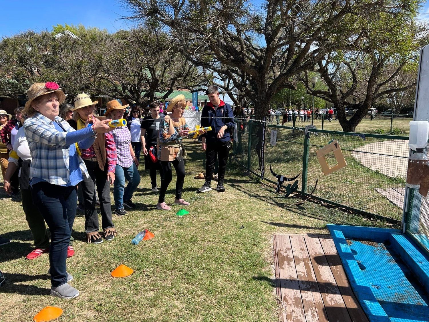 Los adultos mayores podrán disfrutar de actividades y recibir la estación de las flores.