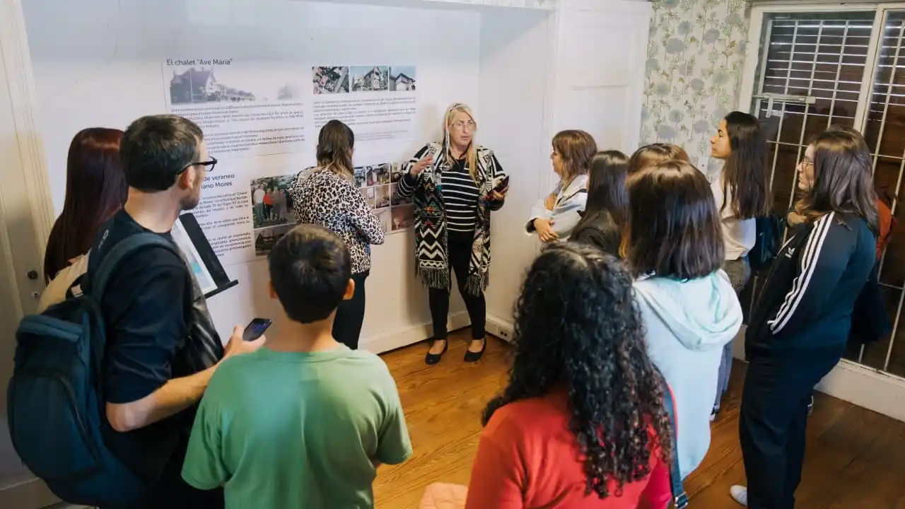 También se mantienen las visitas guiadas gratuitas y el servicio educativo para los distintos niveles de enseñanza.