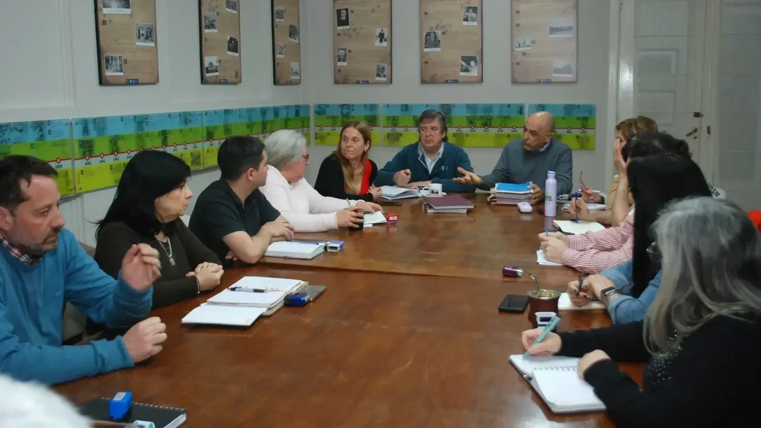 Presentación. La que hizo el bloque de Fuerza Patria, de familias sobrendeudadas en el Partido de Necochea.