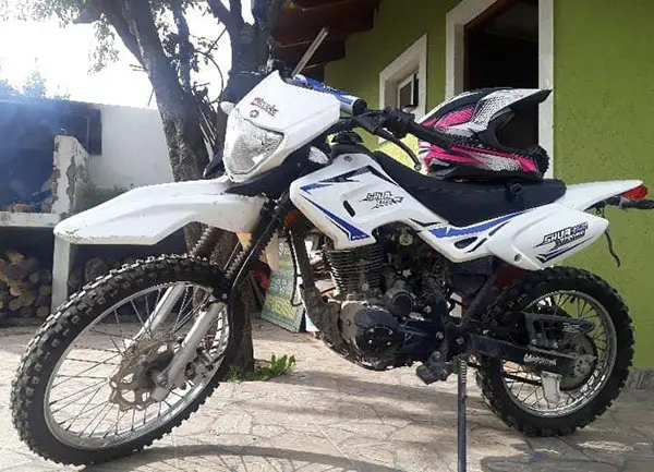 Pagó “rescate” por la moto que le robaron de su casa