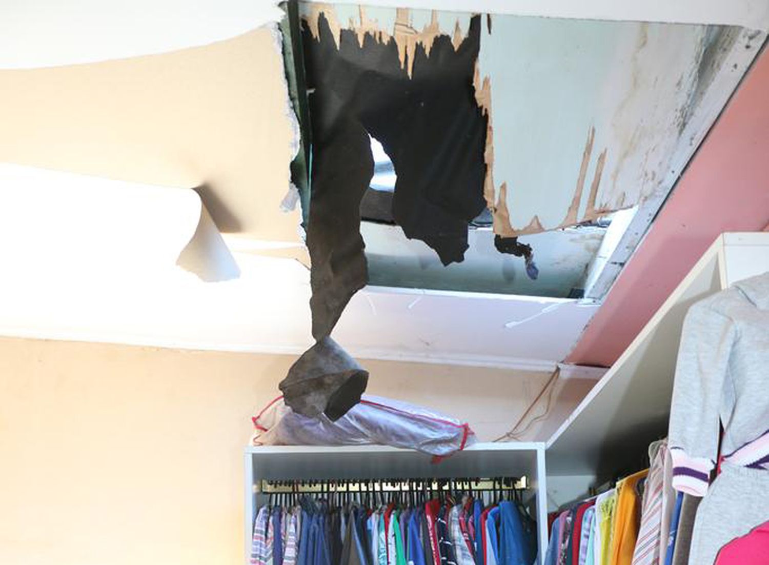 Boqueteros robaron en una boutique de Villa Italia