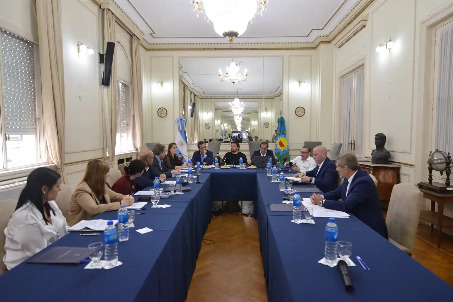 Comisión de Asuntos Constitucionales y Acuerdos