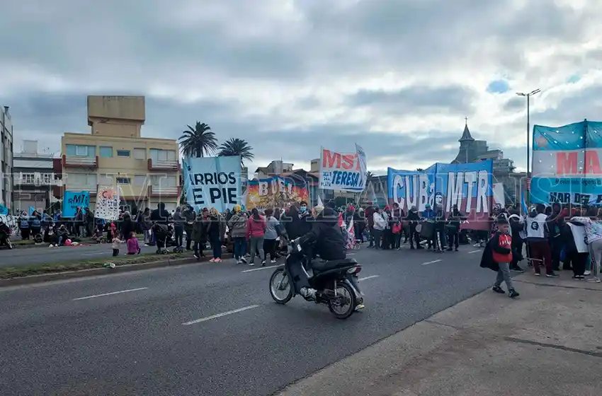 Se levantó el corte en la costa: organizaciones sociales se manifestaron en una "jornada nacional de lucha"