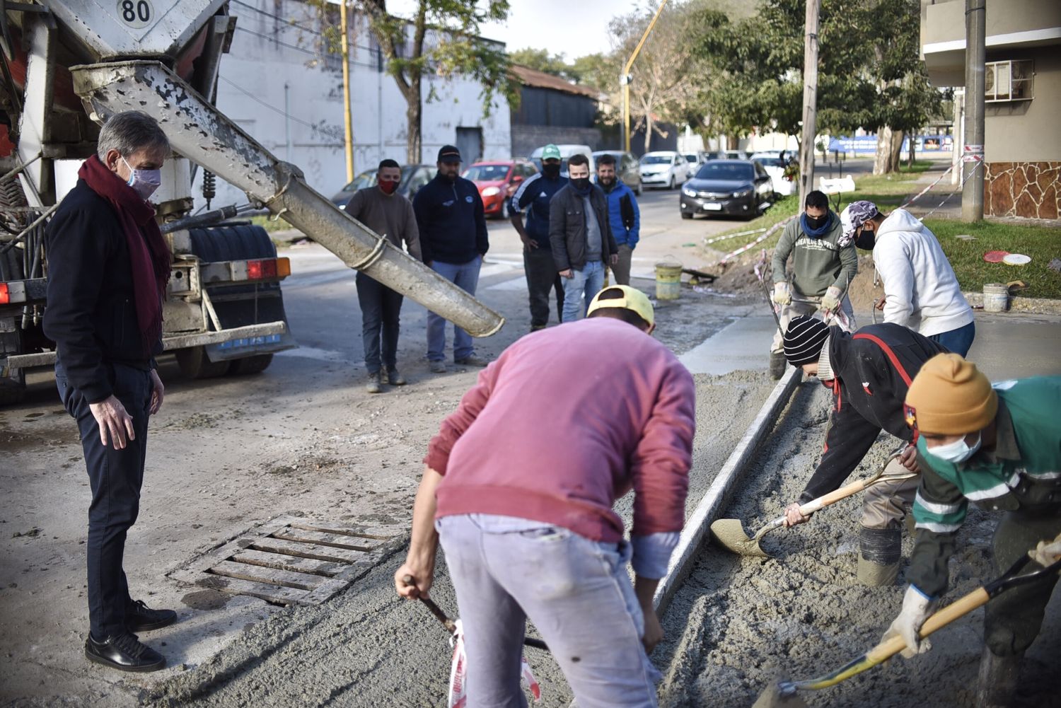 Jatón recorrió las obras de bacheo que se iniciaron en Candioti Sur
