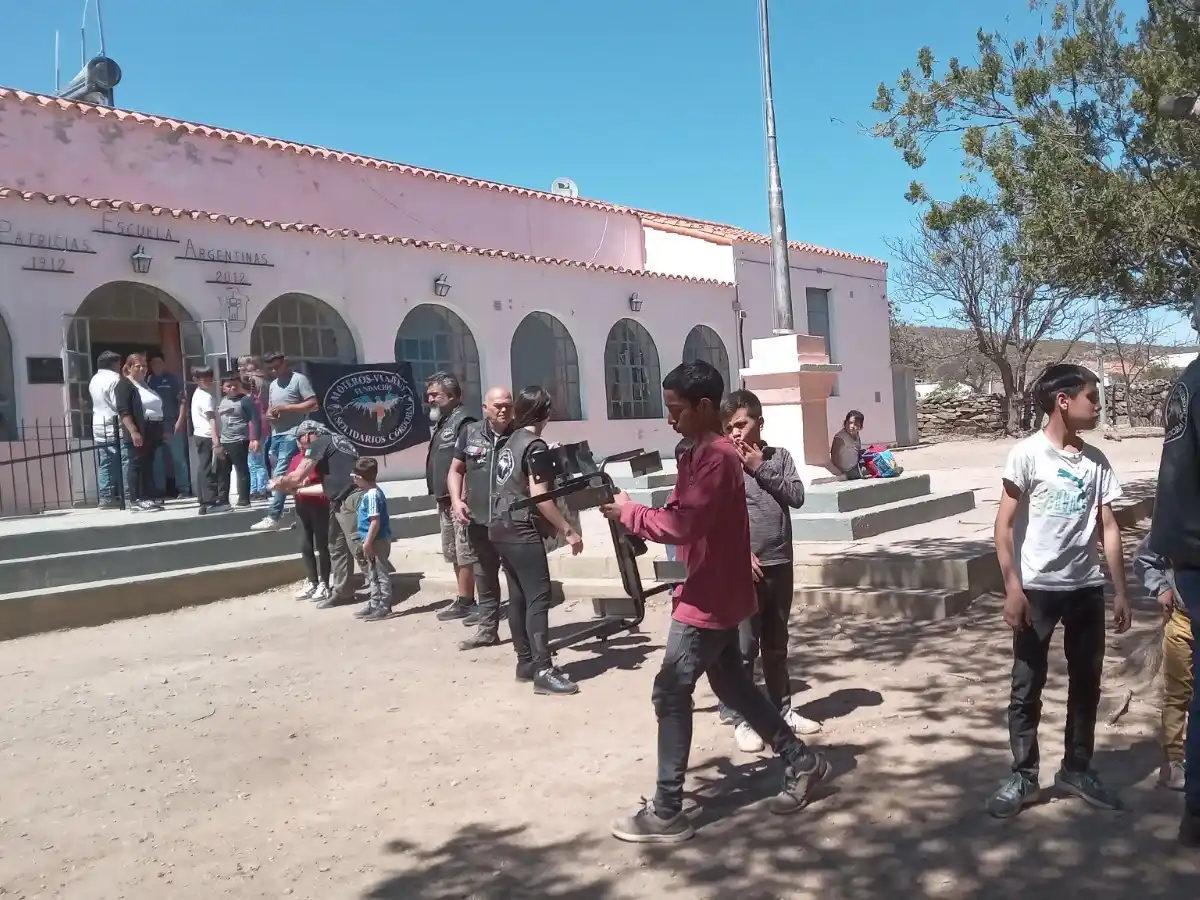 Moteros solidarios emprenden una caravana en ayuda a escuelas rurales de Gualeguay