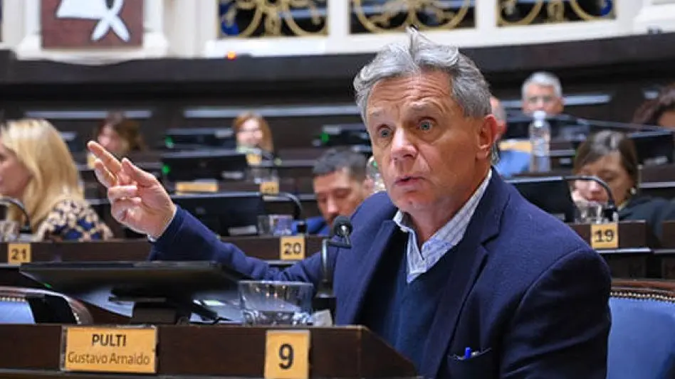 Pulti denuncia a las autoridades del BCRA por manejo de reservas de oro