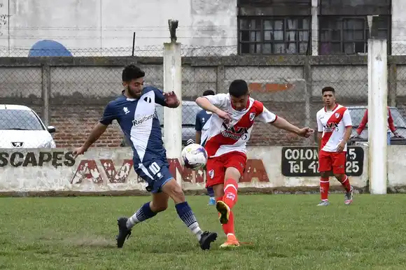 Kimberley sigue en camino para defender el título