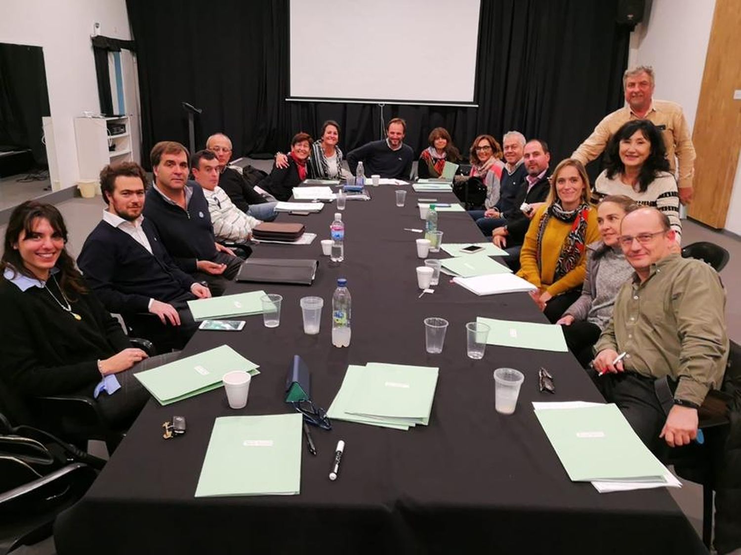 Se reunieron los 20 coordinadores de los ejes estratégicos por el Acuerdo del Bicentenario